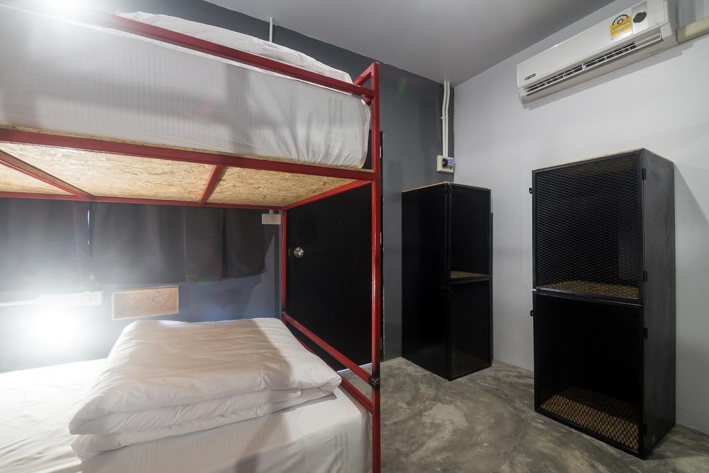 Bed Hostel Phuket Quarto foto